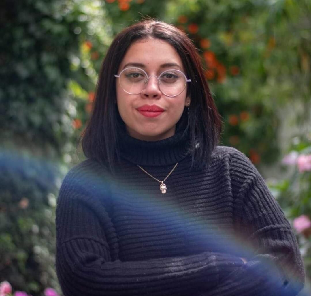 Foto Estudiante Falso 3